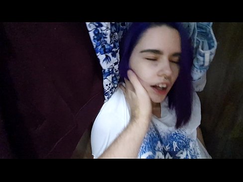 ❤️ Ndinamupeza sis wanga ali kuchipinda ndikumuthandiza kulira ️❌ pa ife% ny.com-milf-300.ru% ﹏